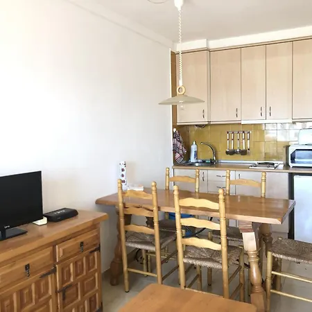 Appartement Vista Bahia 9 - En Primera Linea De Mar A Pocos Metros Del Centro De Con Aparcamiento. - Es-228-180 Empuriabrava